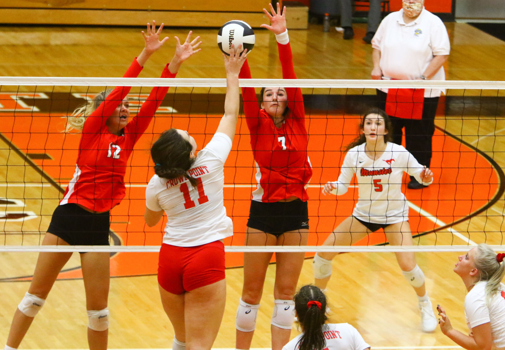 Gallery: 4A volleyball regional final: Crown Point vs. Munster